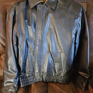 Moda Black Leather Bomber Jacket